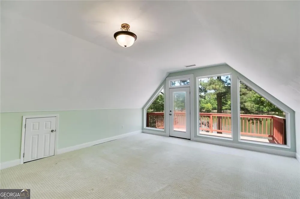 110 Pond View PT LaGrange, GA 30240
