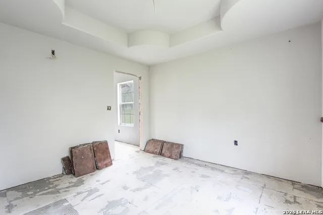 278 County Road 6862 Natalia, TX 78059