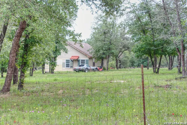 278 County Road 6862 Natalia, TX 78059