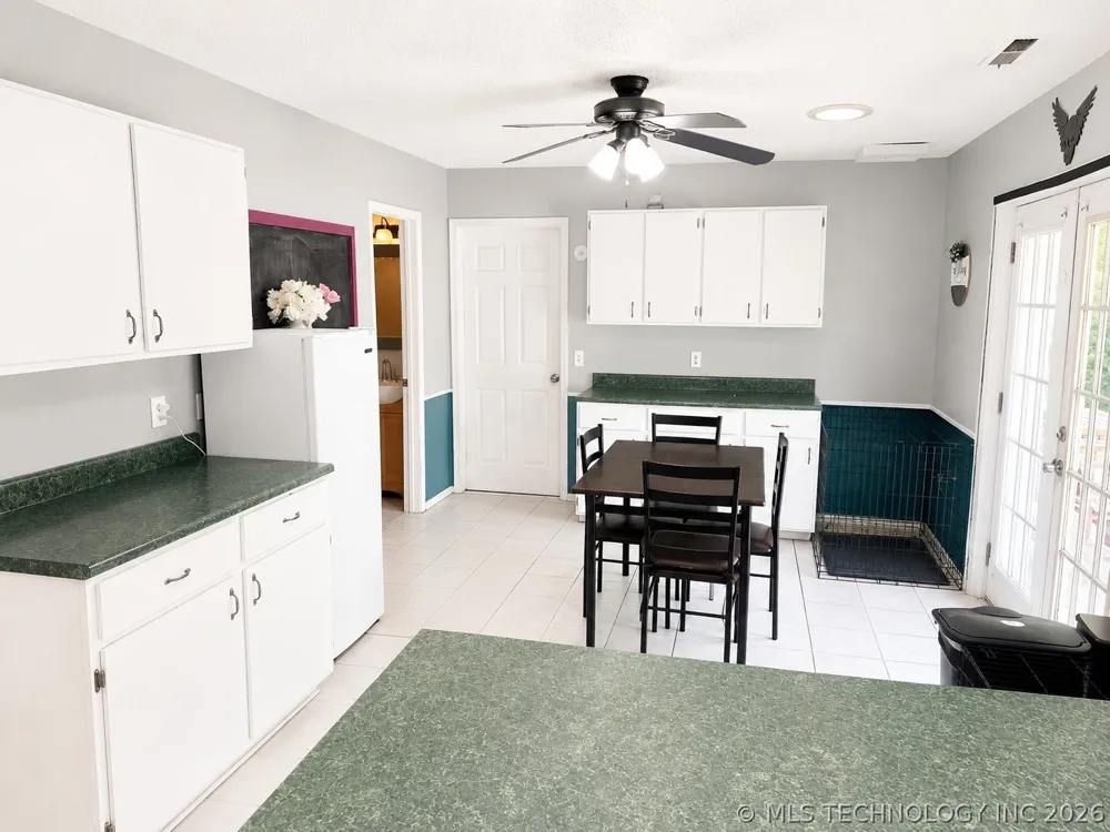1813 Bellaire Circle Moore, OK 73160