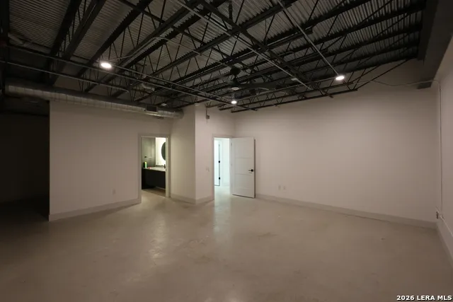 215 COCA COLA PL Unit 211 San Antonio, TX 78219
