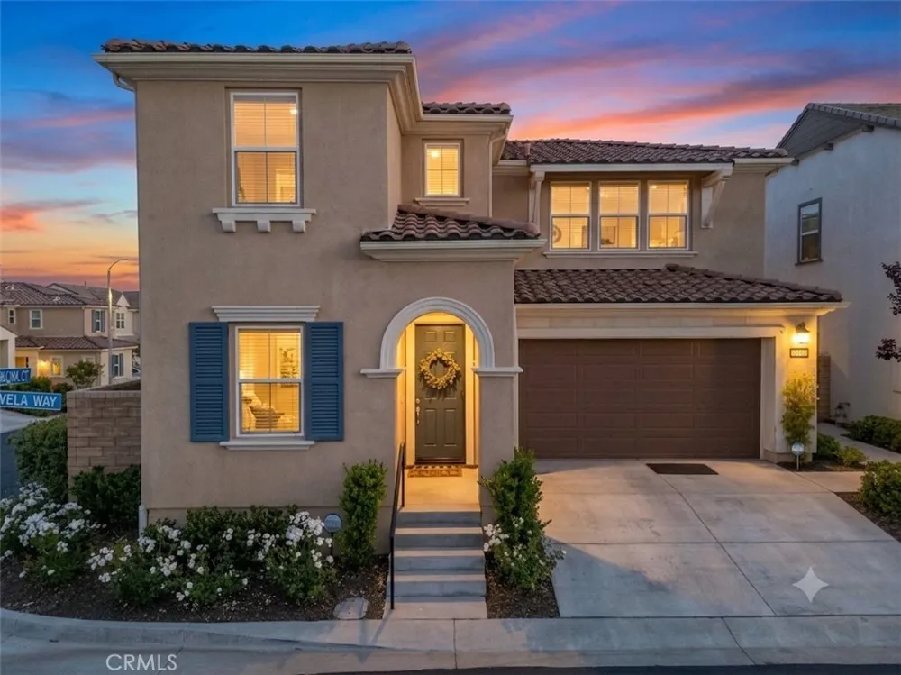 28356 Vela Way Valencia, CA 91354