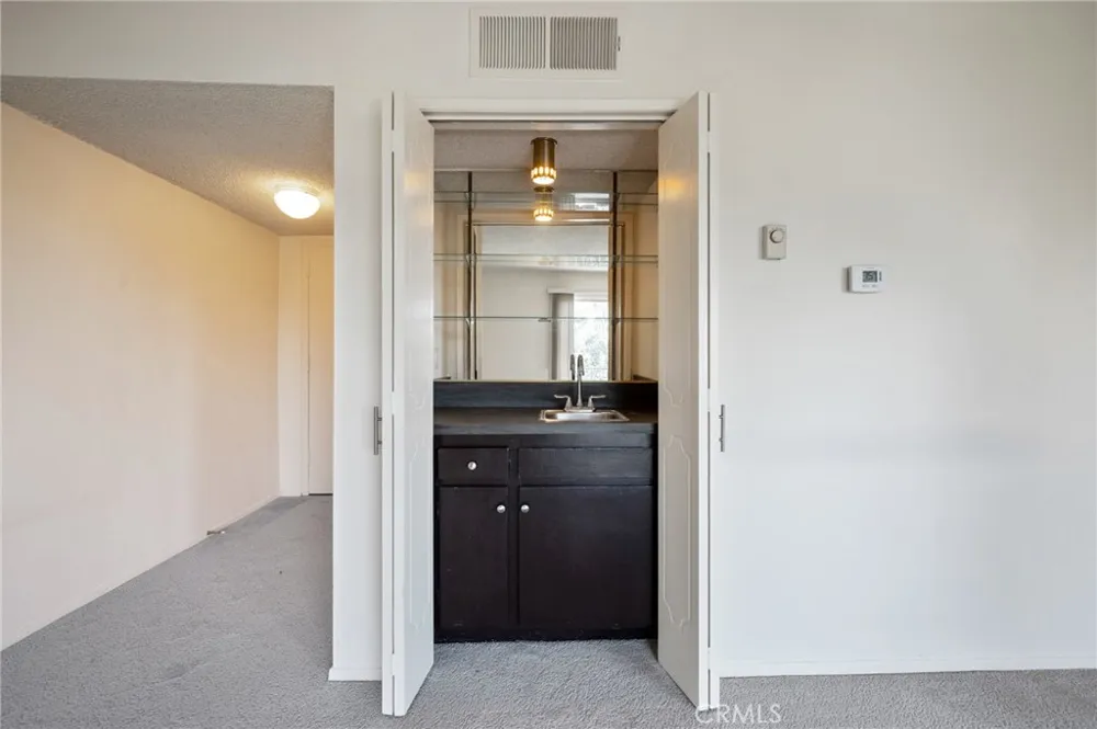 972 E California #307 Pasadena, CA 91106