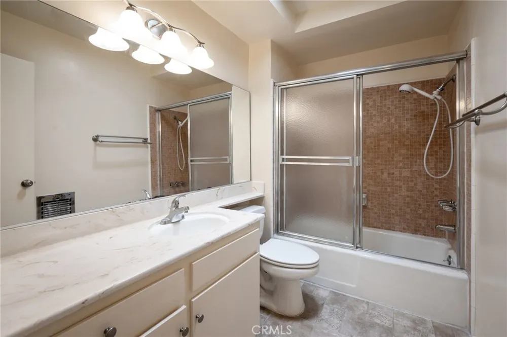 972 E California #307 Pasadena, CA 91106