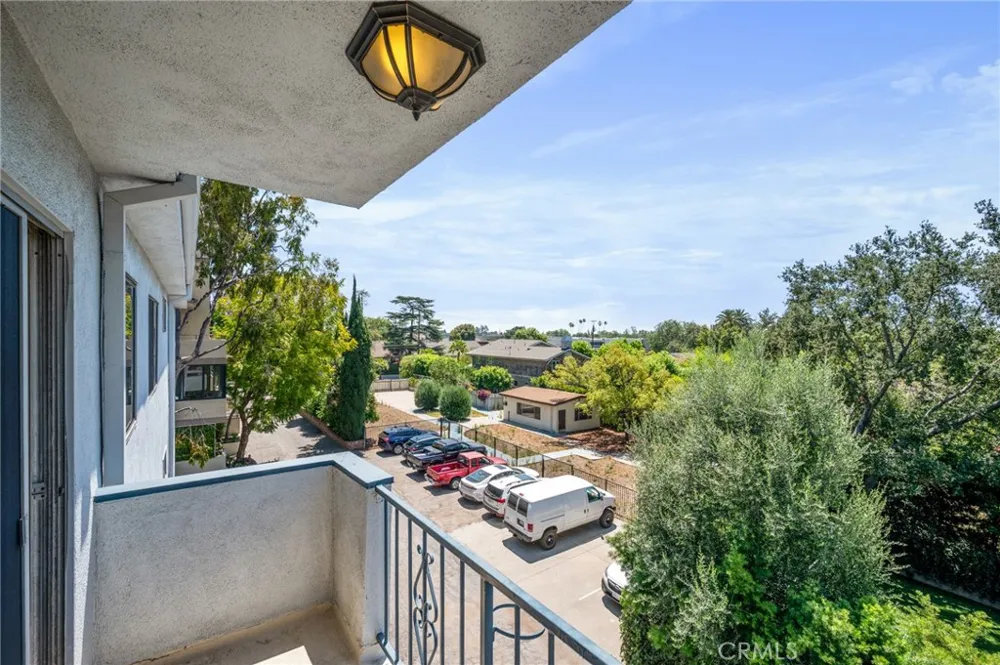 972 E California #307 Pasadena, CA 91106