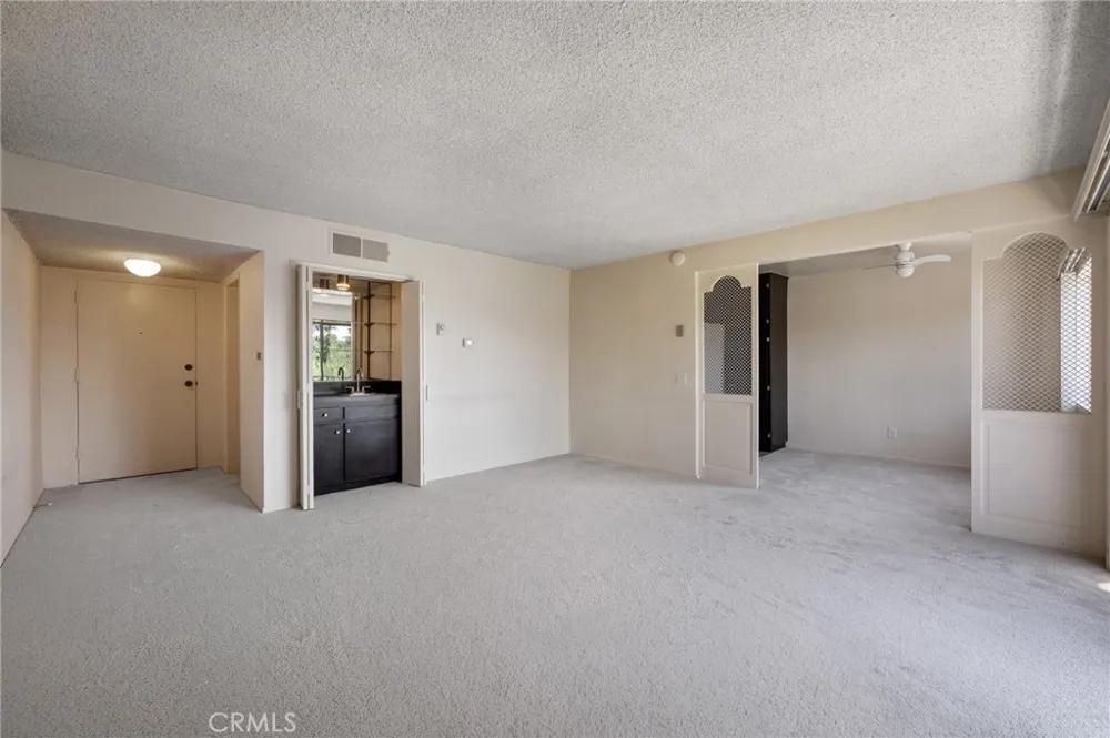 972 E California #307 Pasadena, CA 91106
