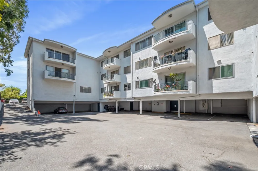 972 E California #307 Pasadena, CA 91106