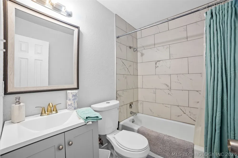 1816 S Nogales Avenue Tulsa, OK 74107