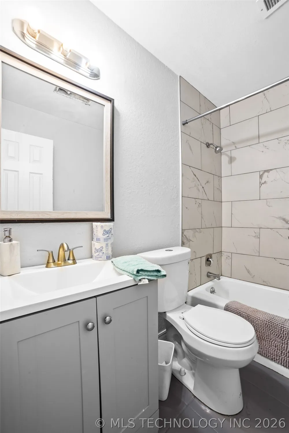 1816 S Nogales Avenue Tulsa, OK 74107