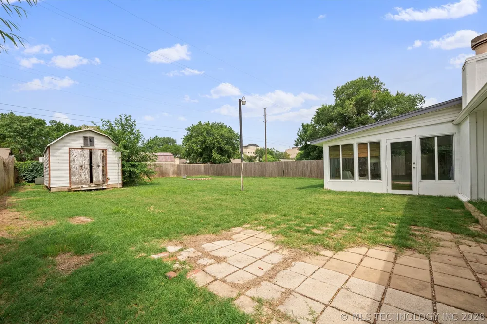 1816 S Nogales Avenue Tulsa, OK 74107