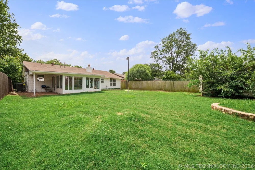 1816 S Nogales Avenue Tulsa, OK 74107