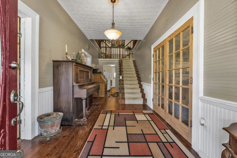 525 S Hulin AVE Tignall, GA 30668