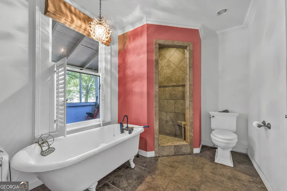 525 S Hulin AVE Tignall, GA 30668