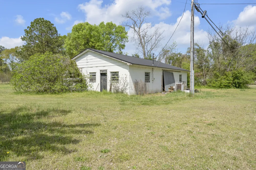 525 S Hulin AVE Tignall, GA 30668