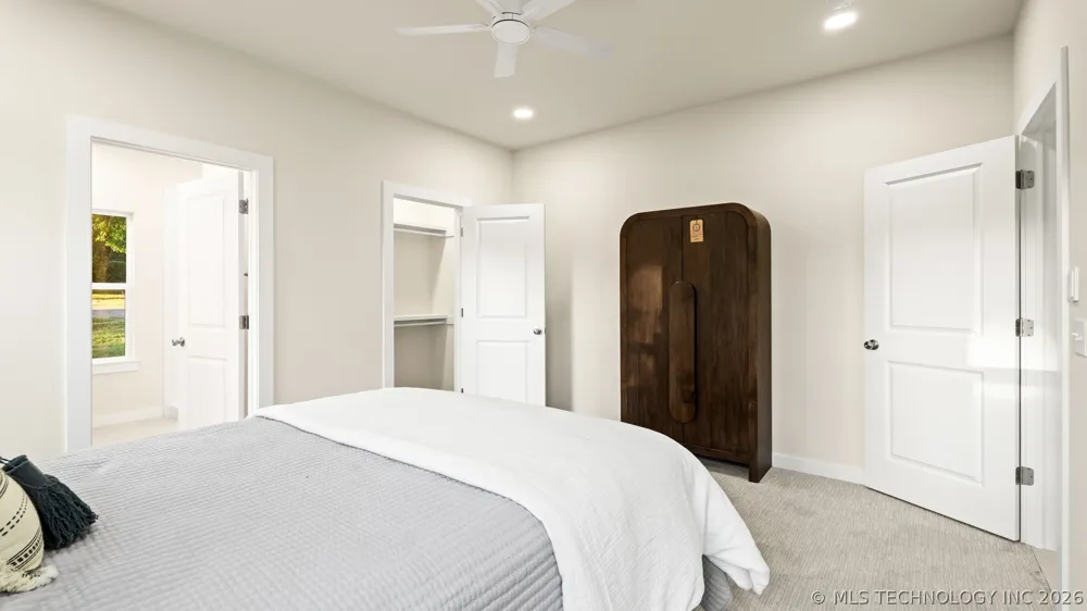 1867 Rockford Drive Eufaula, OK 74432