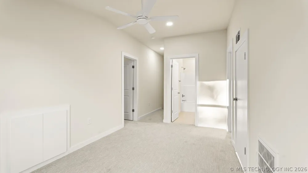 1867 Rockford Drive Eufaula, OK 74432