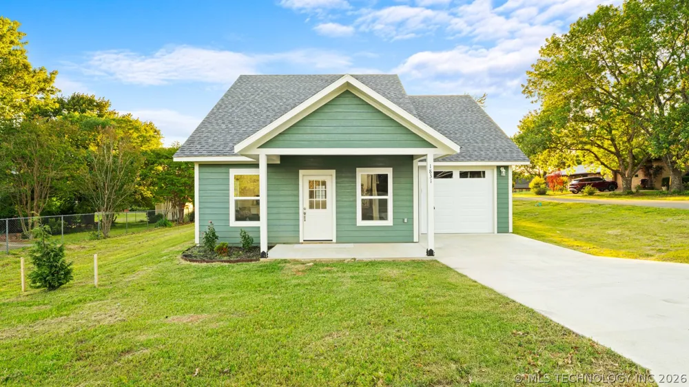 1867 Rockford Drive Eufaula, OK 74432