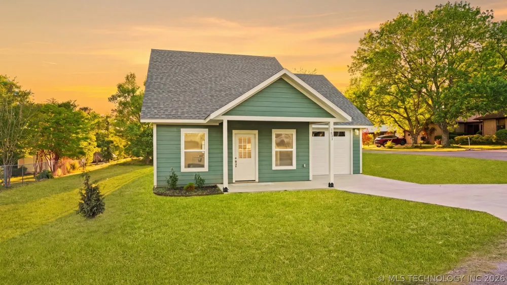 1867 Rockford Drive Eufaula, OK 74432