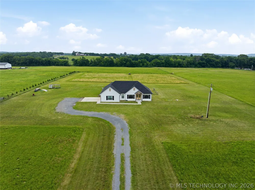 9862 49th Street Wagoner, OK 74467