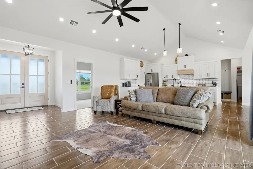 9862 49th Street Wagoner, OK 74467