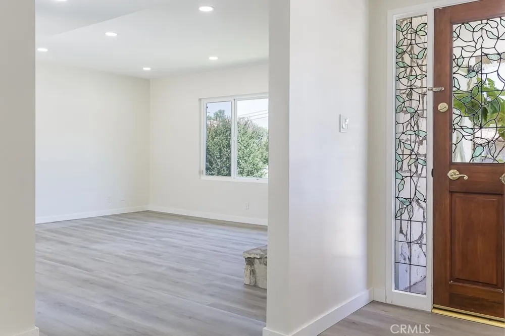9780 Sombra Terrace Shadow Hills, CA 91040