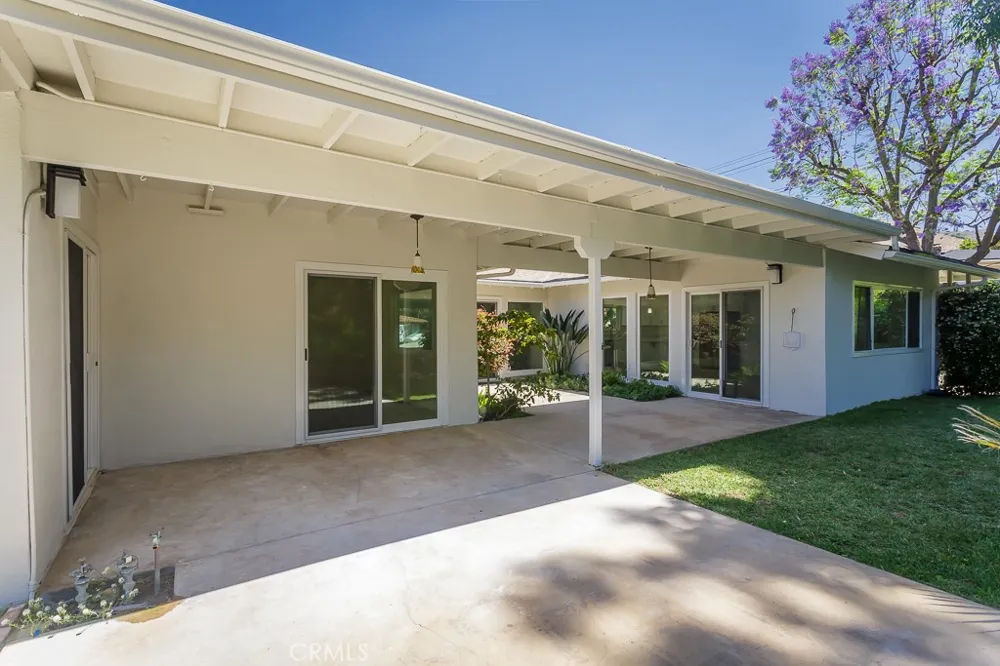 9780 Sombra Terrace Shadow Hills, CA 91040