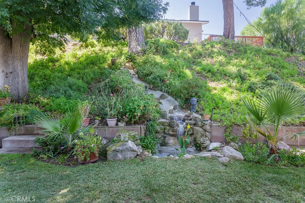 9780 Sombra Terrace Shadow Hills, CA 91040