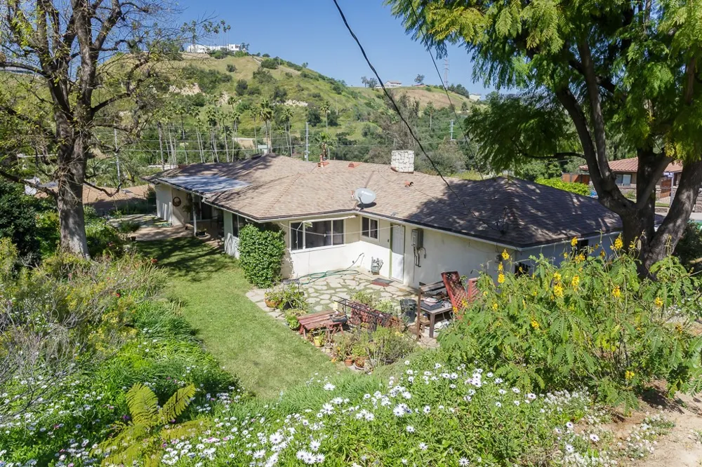 9780 Sombra Terrace Shadow Hills, CA 91040