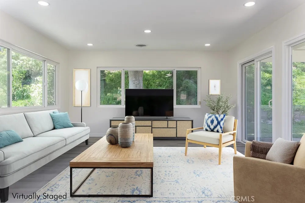 9780 Sombra Terrace Shadow Hills, CA 91040