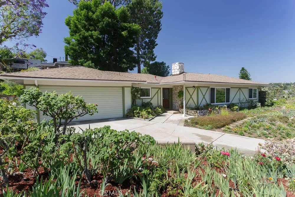 9780 Sombra Terrace Shadow Hills, CA 91040