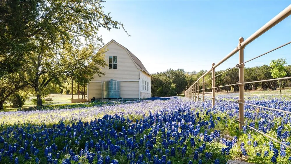 5135 Lookout Ridge Drive Marble Falls, TX 78654