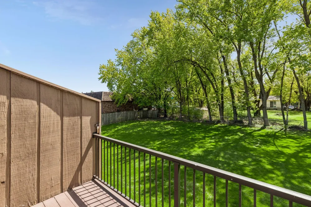 5447 Babcock Trail #S206 Inver Grove Heights, MN 55077