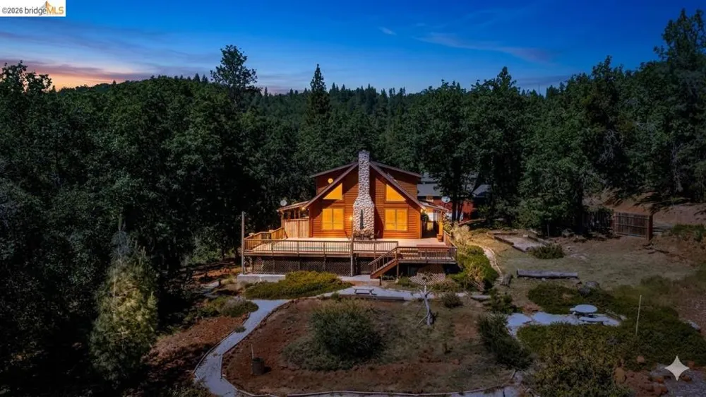 14799 Big Hill Rd Sonora, CA 95370