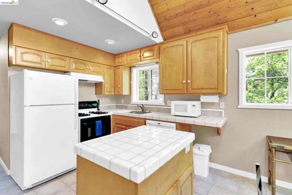 14799 Big Hill Rd Sonora, CA 95370