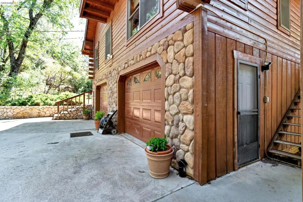 14799 Big Hill Rd Sonora, CA 95370