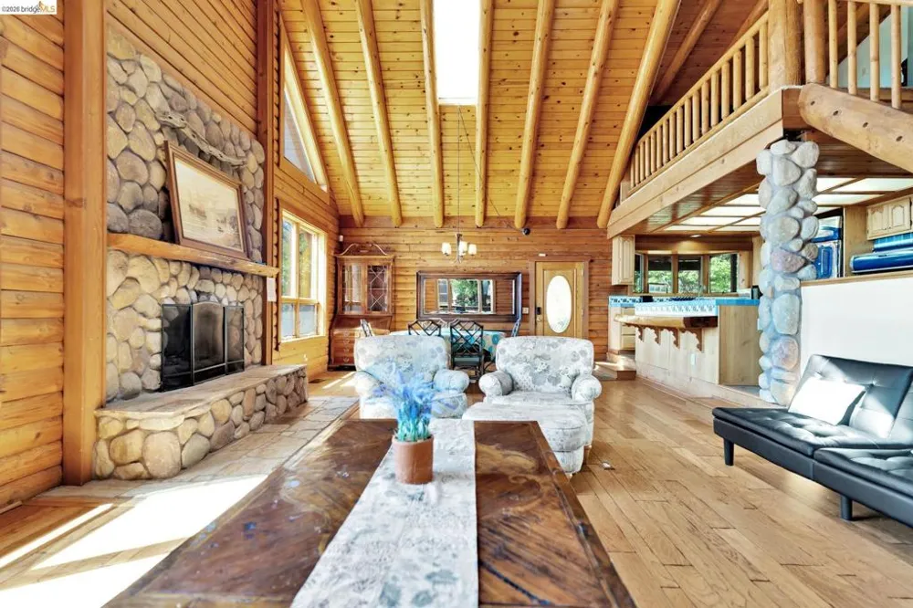 14799 Big Hill Rd Sonora, CA 95370