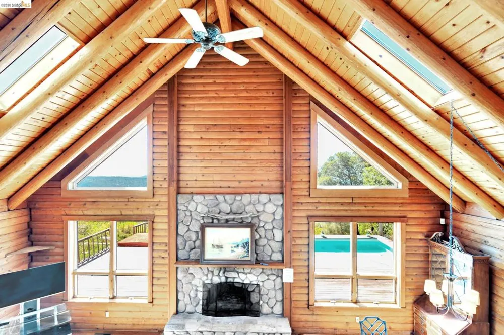14799 Big Hill Rd Sonora, CA 95370