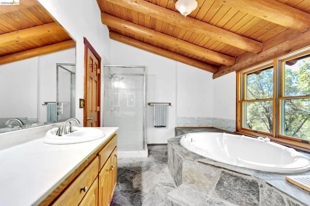 14799 Big Hill Rd Sonora, CA 95370
