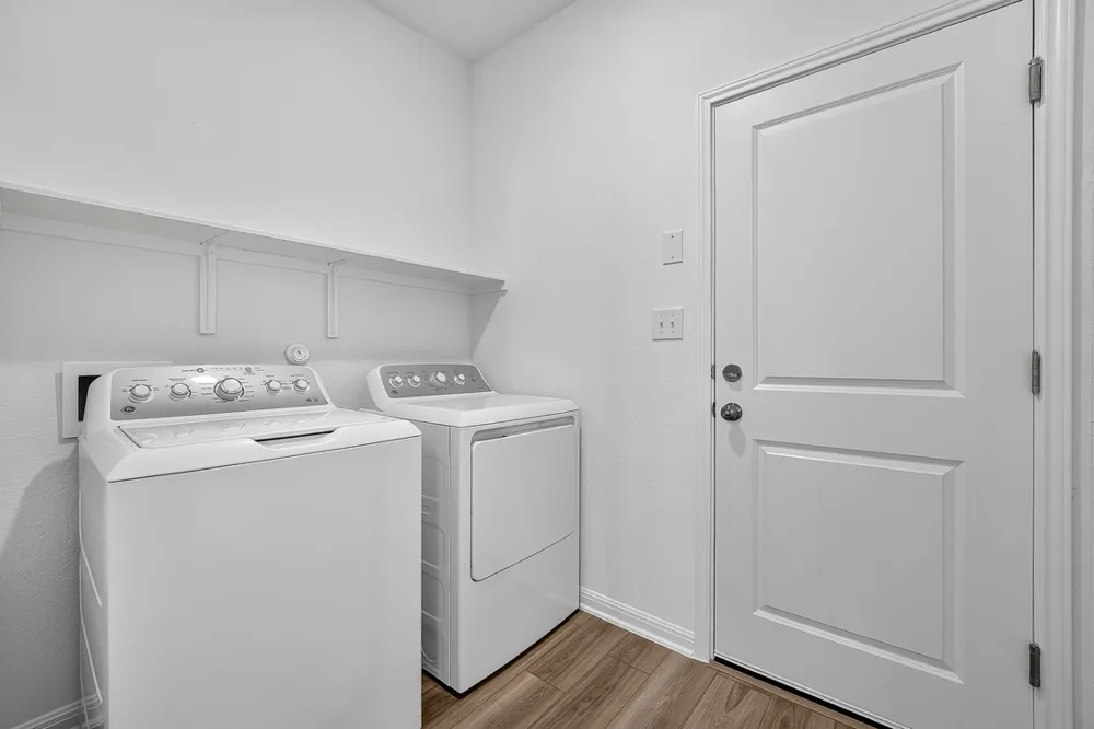 126 Christy Street Hutto, TX 78634