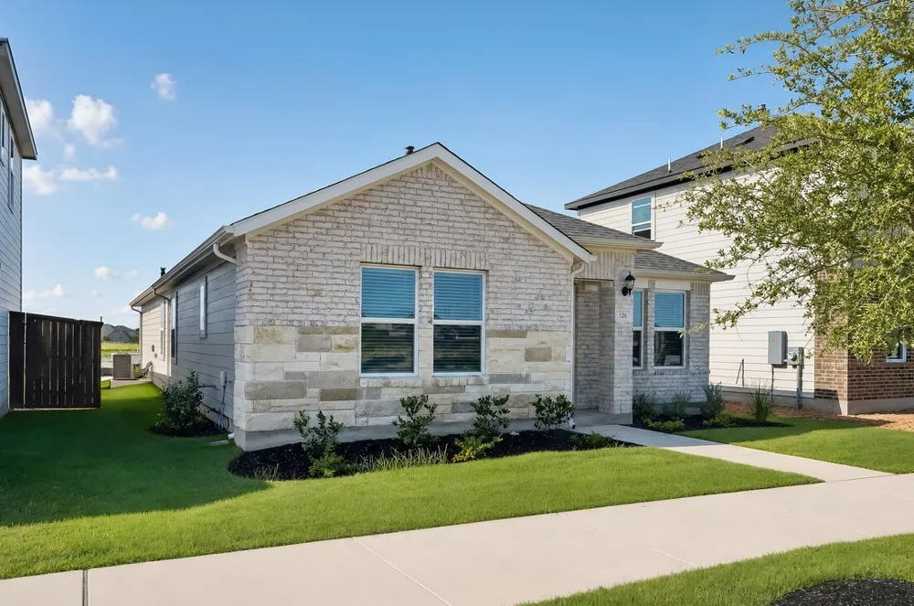 126 Christy Street Hutto, TX 78634