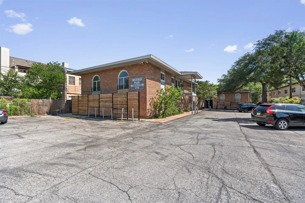 2208 Enfield Road #105 Austin, TX 78703