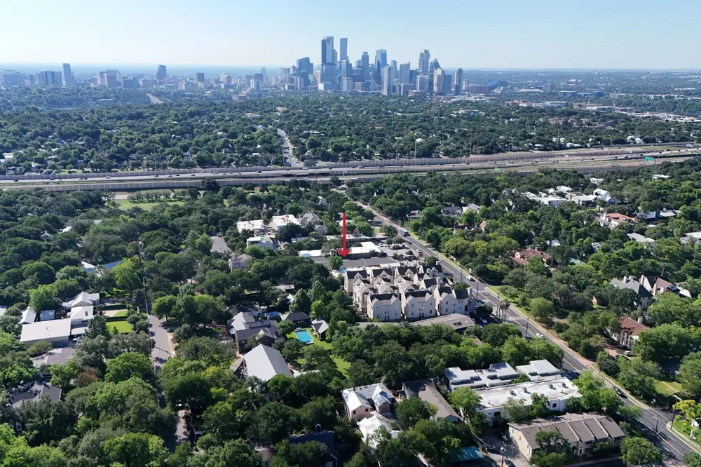2208 Enfield Road #105 Austin, TX 78703