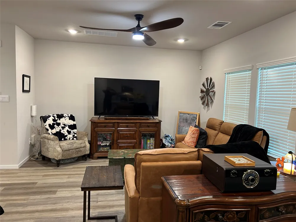 513 Pickel Drive Rockdale, TX 76567