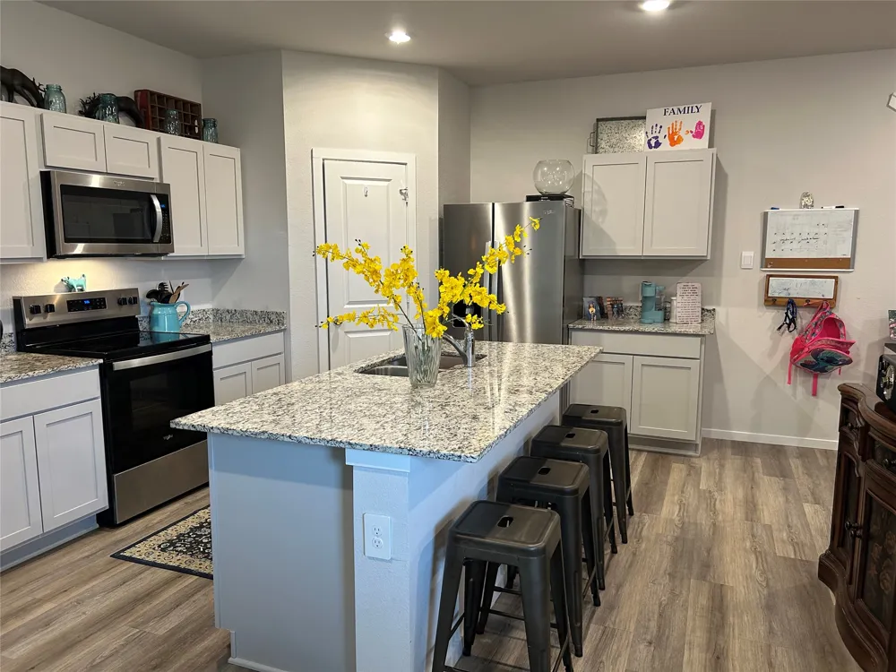 513 Pickel Drive Rockdale, TX 76567