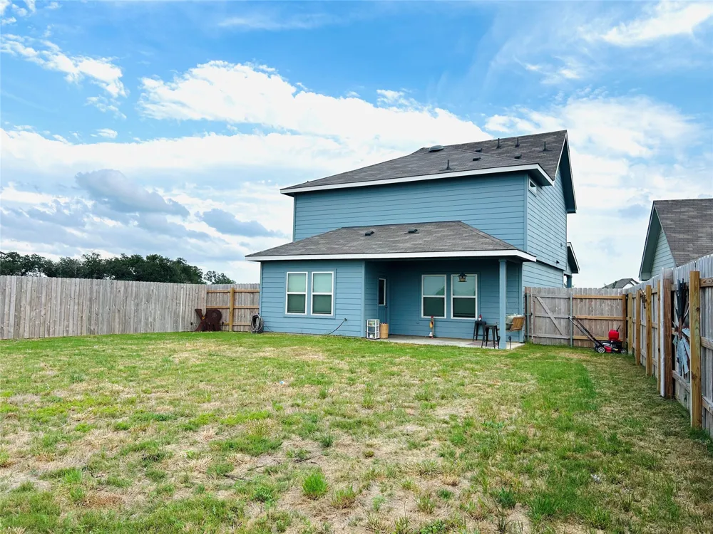 513 Pickel Drive Rockdale, TX 76567