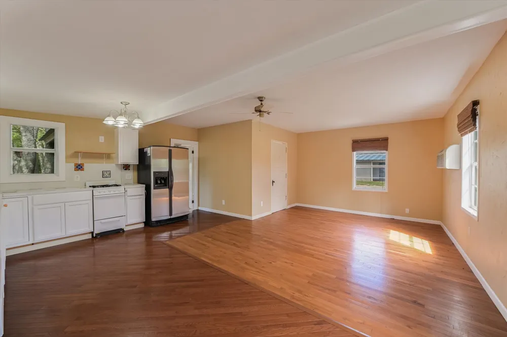 4553 McCall Creek Road Blanco, TX 78606