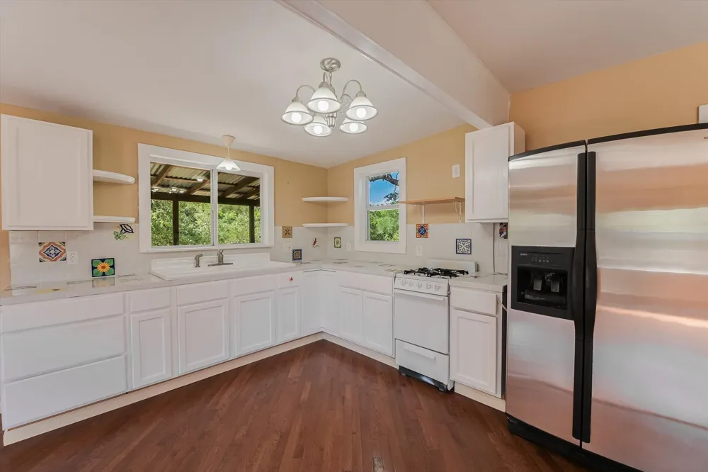 4553 McCall Creek Road Blanco, TX 78606