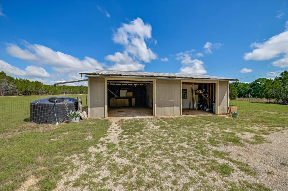 4553 McCall Creek Road Blanco, TX 78606