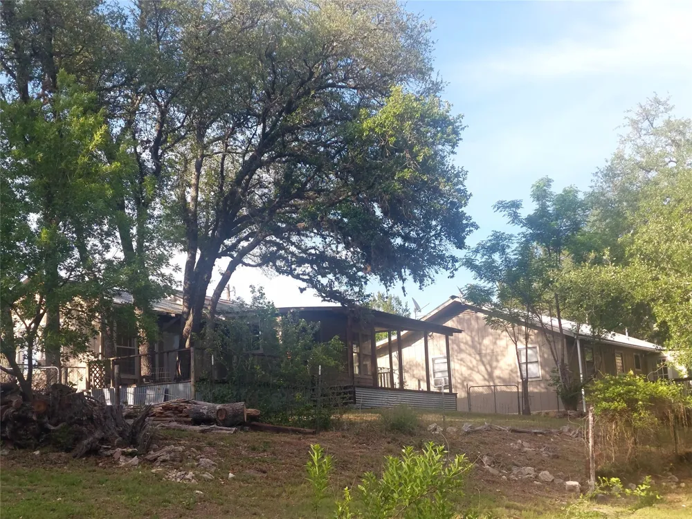 4553 McCall Creek Road Blanco, TX 78606