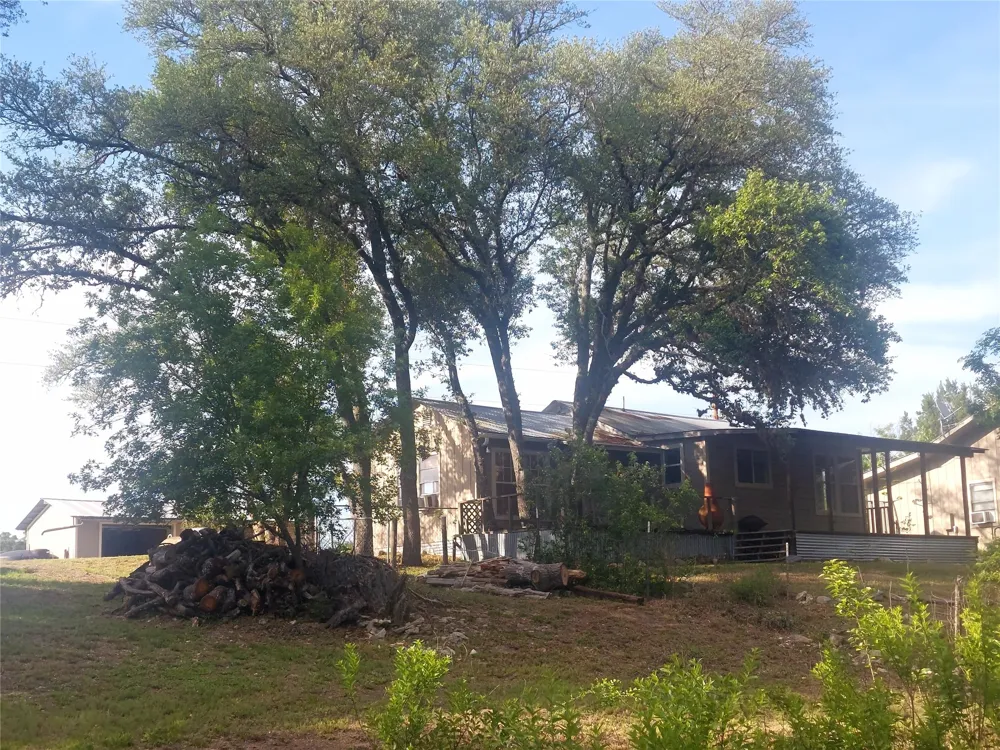 4553 McCall Creek Road Blanco, TX 78606